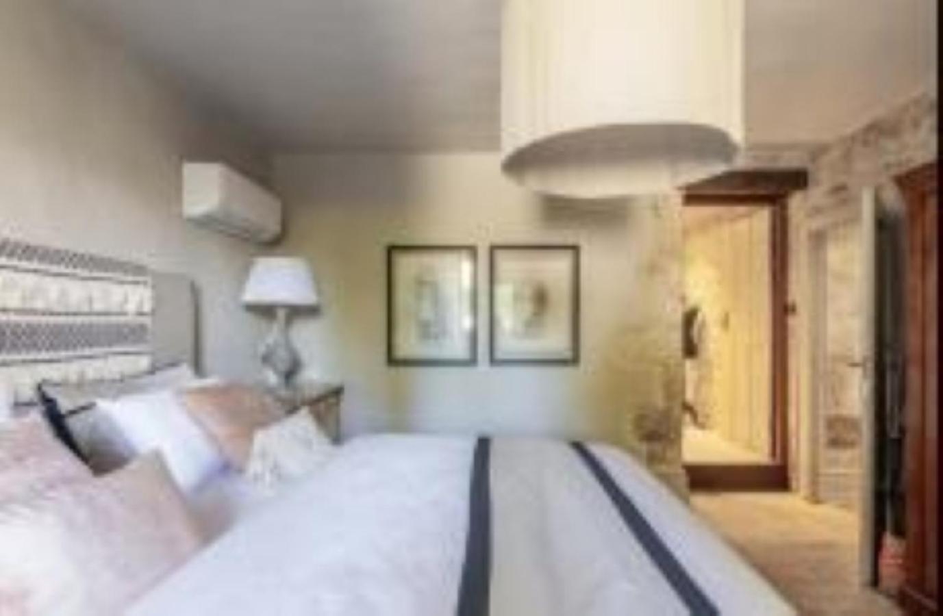 Villa Mantilari Wine Estate 7 Apartments 2 Private Pools 1 Heated Tennis Court Fitness Center อาร์คันส์ ภายนอก รูปภาพ